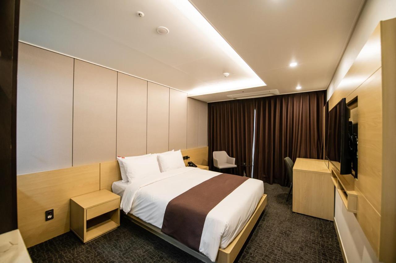 Jackson9S Hotel チュンチョン エクステリア 写真