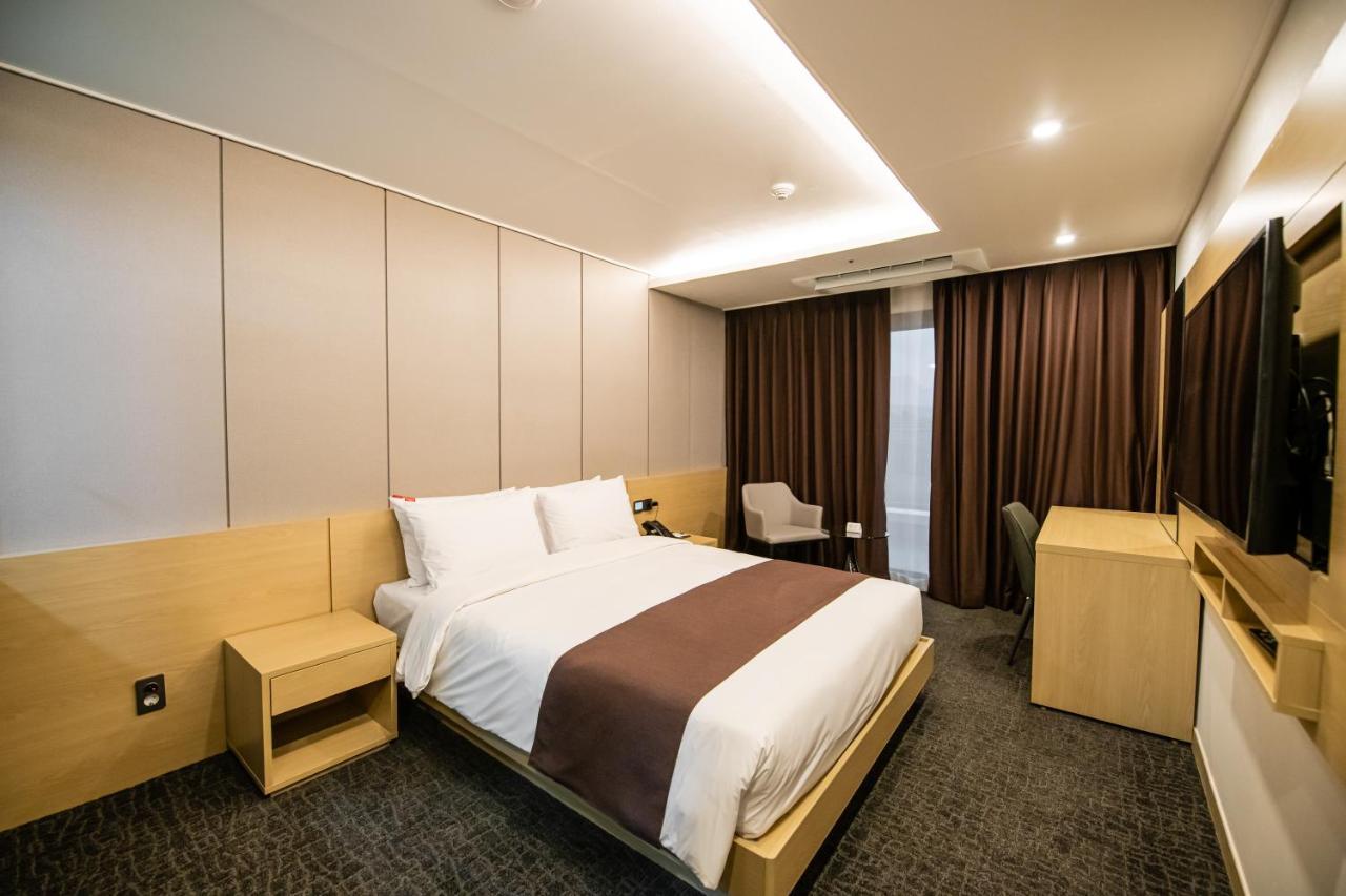 Jackson9S Hotel チュンチョン エクステリア 写真